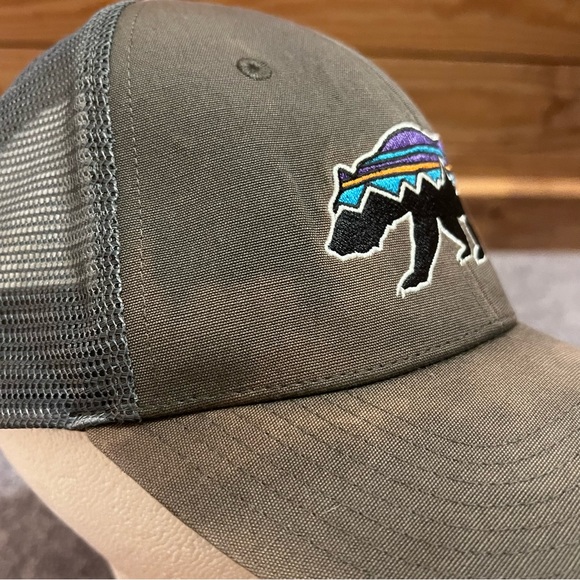 Patagonia Fitz Roy Bear Snapback Mesh Trucker Hat Cap Logo Adjustable Mesh - Picture 5 of 8